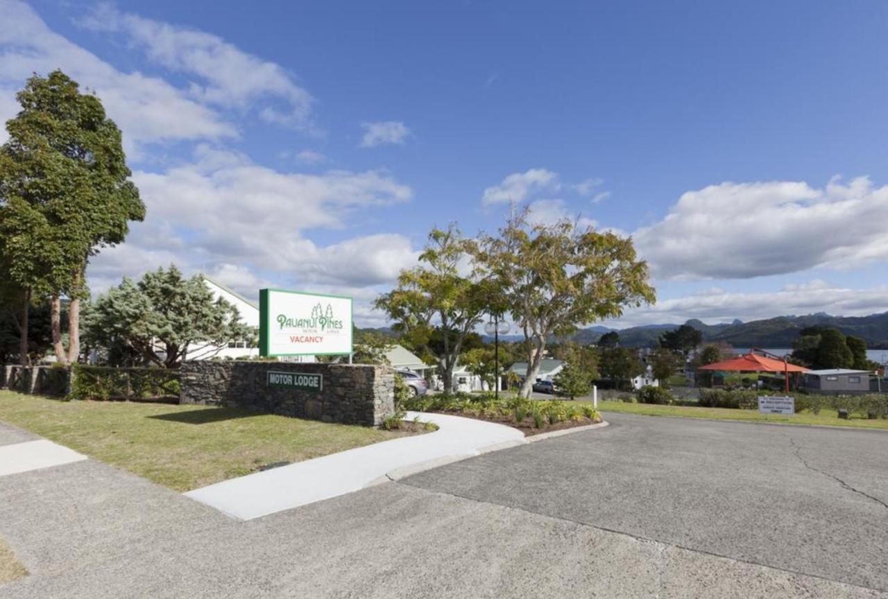 Pauanui Pines Motor Lodge Exterior photo